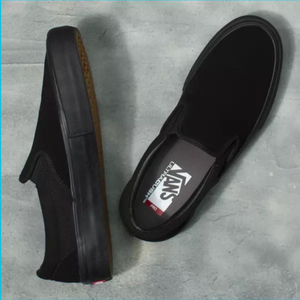 Vans Slip On Pro Ultracush Blackout Suede/Canvas Skate Shoes